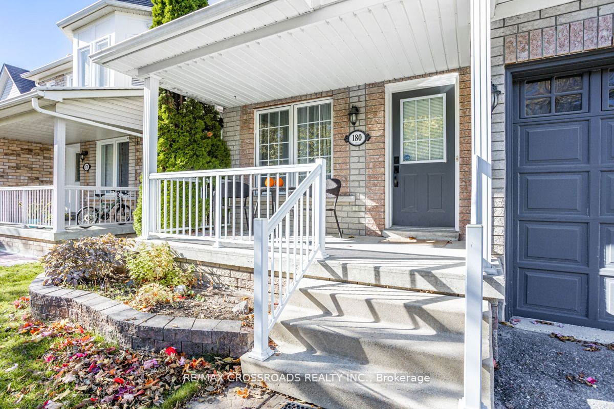 180 Swan Park Rd