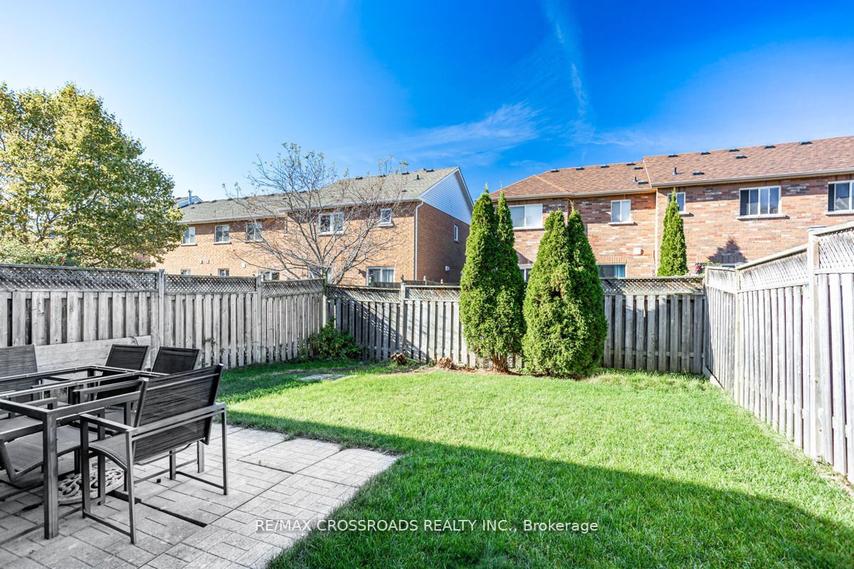 180 Swan Park Rd