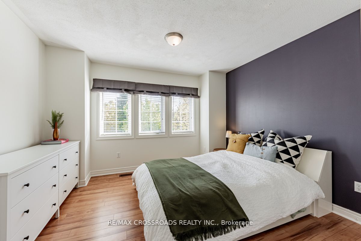 180 Swan Park Rd