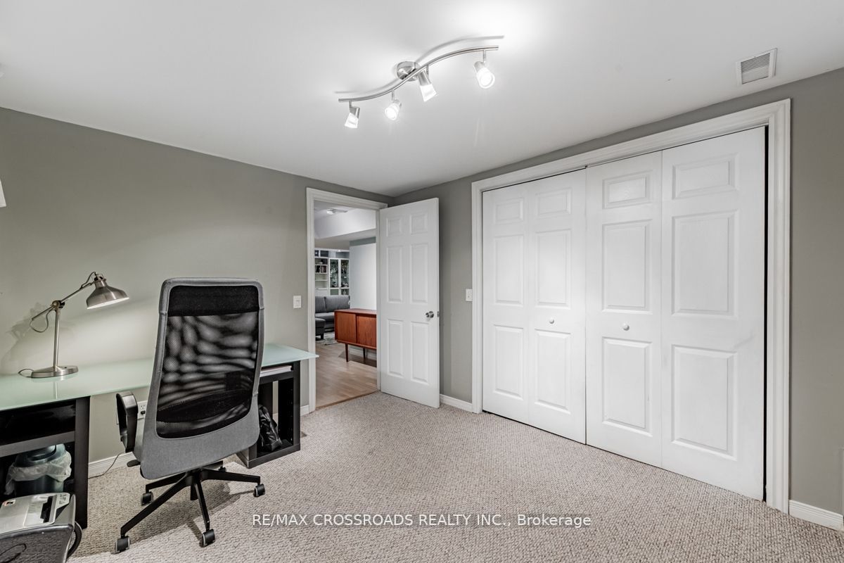 180 Swan Park Rd