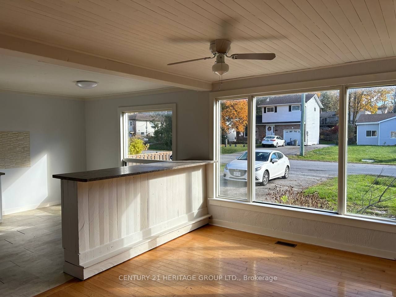 284 Kenwood Ave