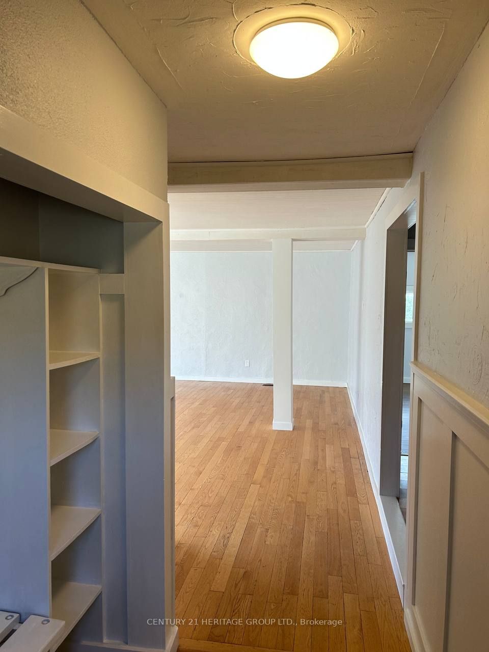 284 Kenwood Ave