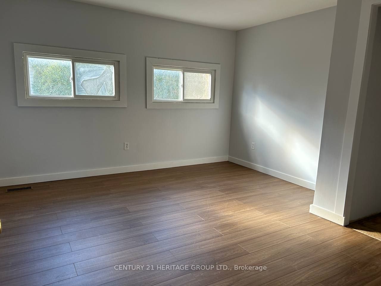 284 Kenwood Ave