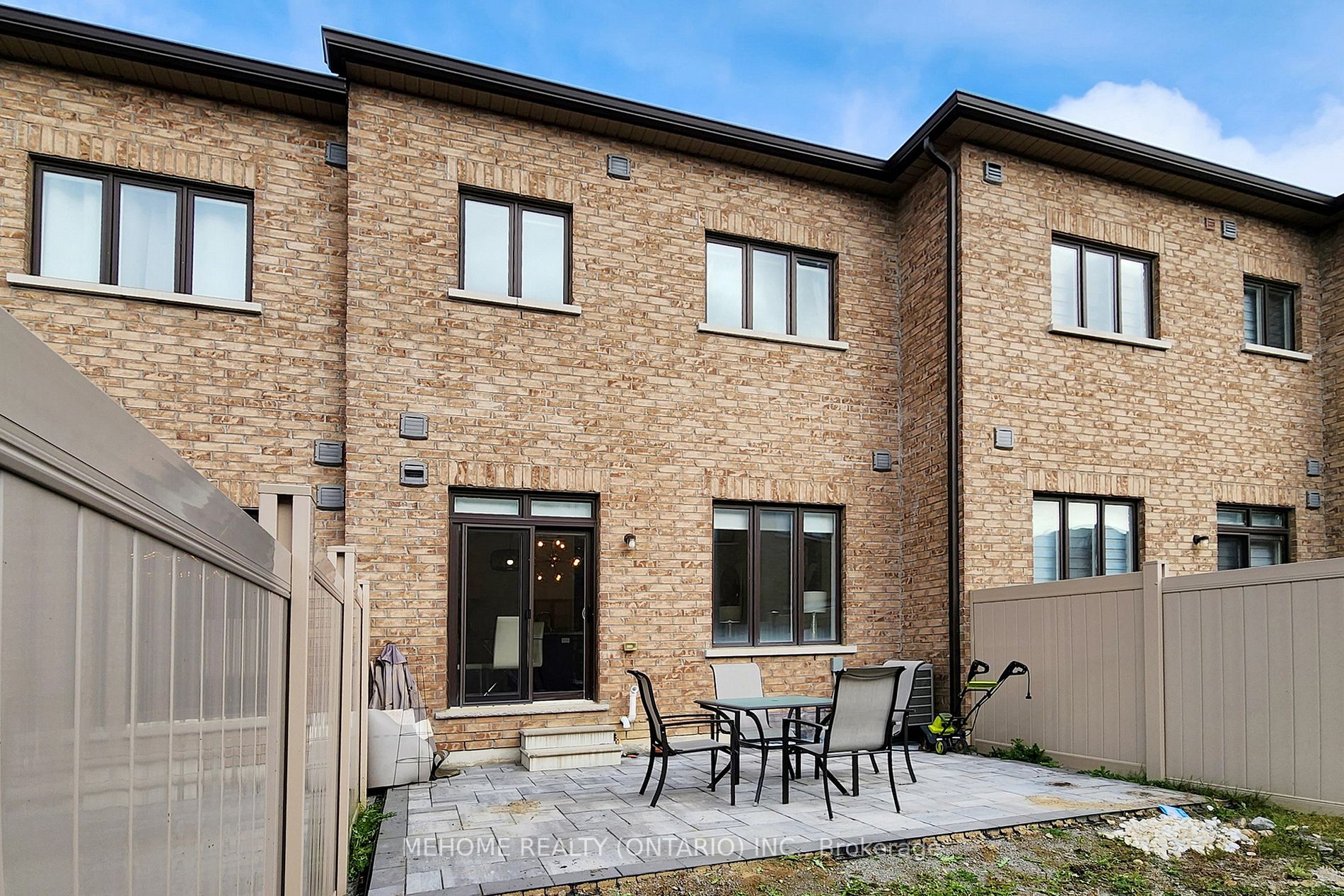 181 Elyse Crt