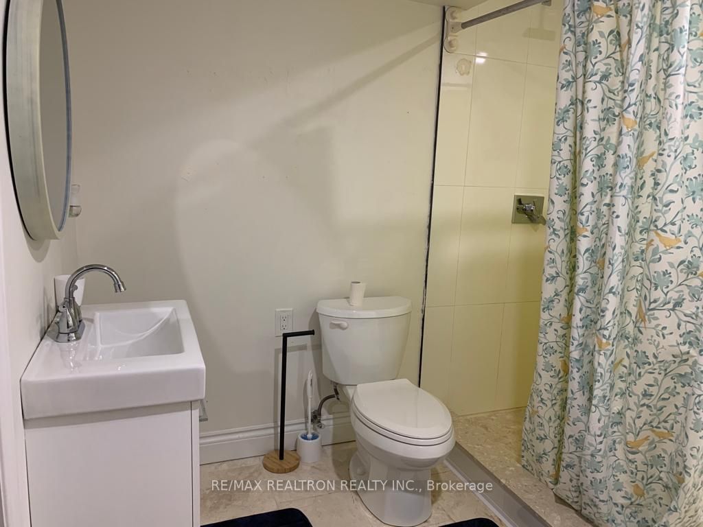 34 Willow Tree St, #Bsmt