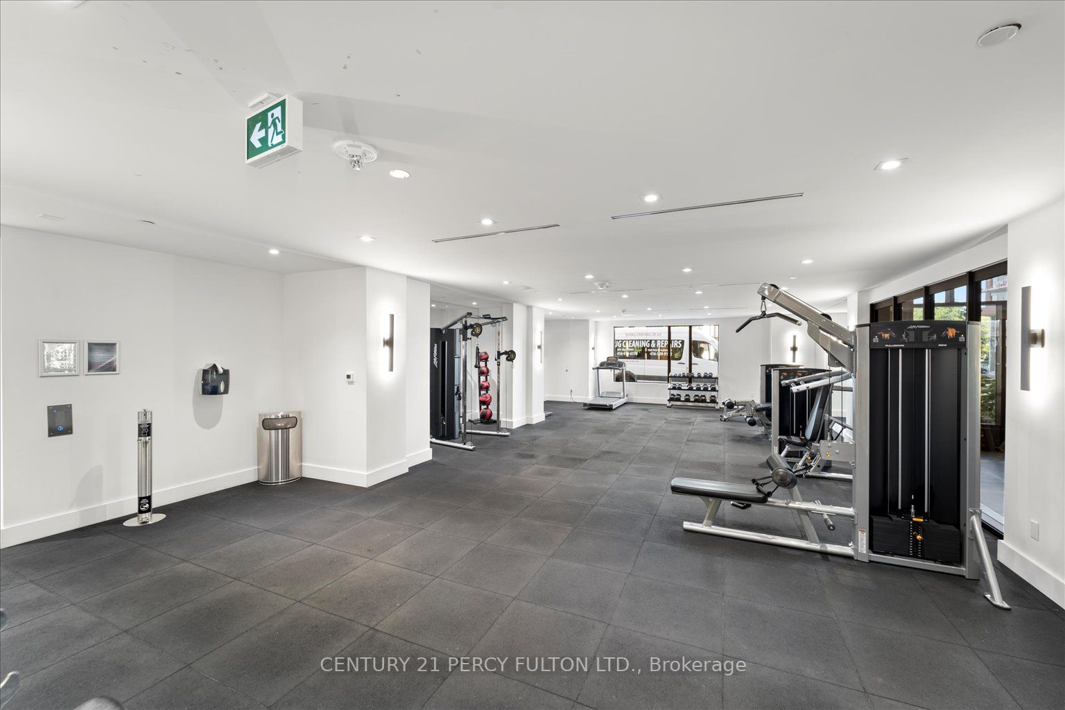8868 Yonge St, #521E