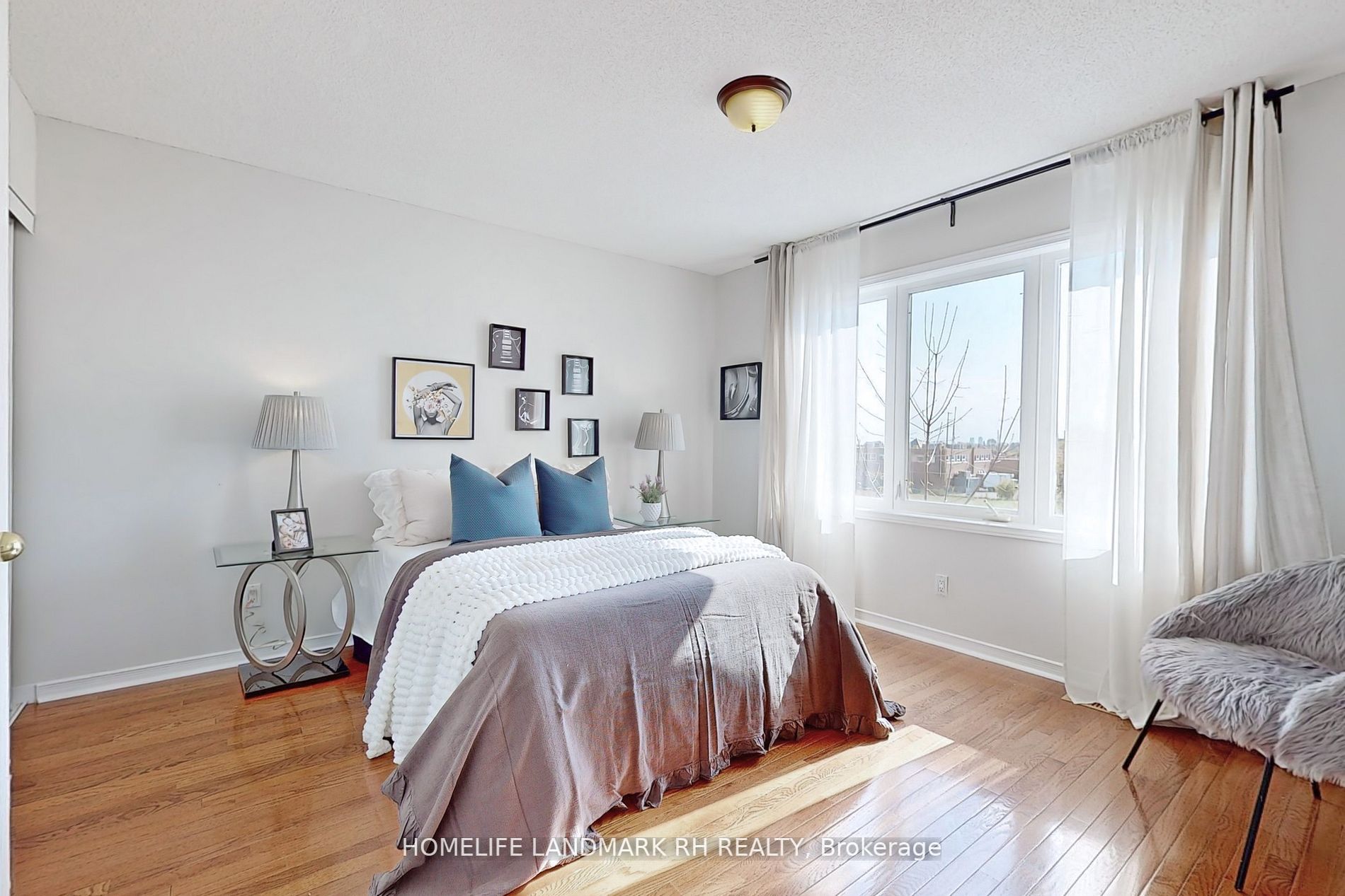 21 Elgin Mills Rd W, #5