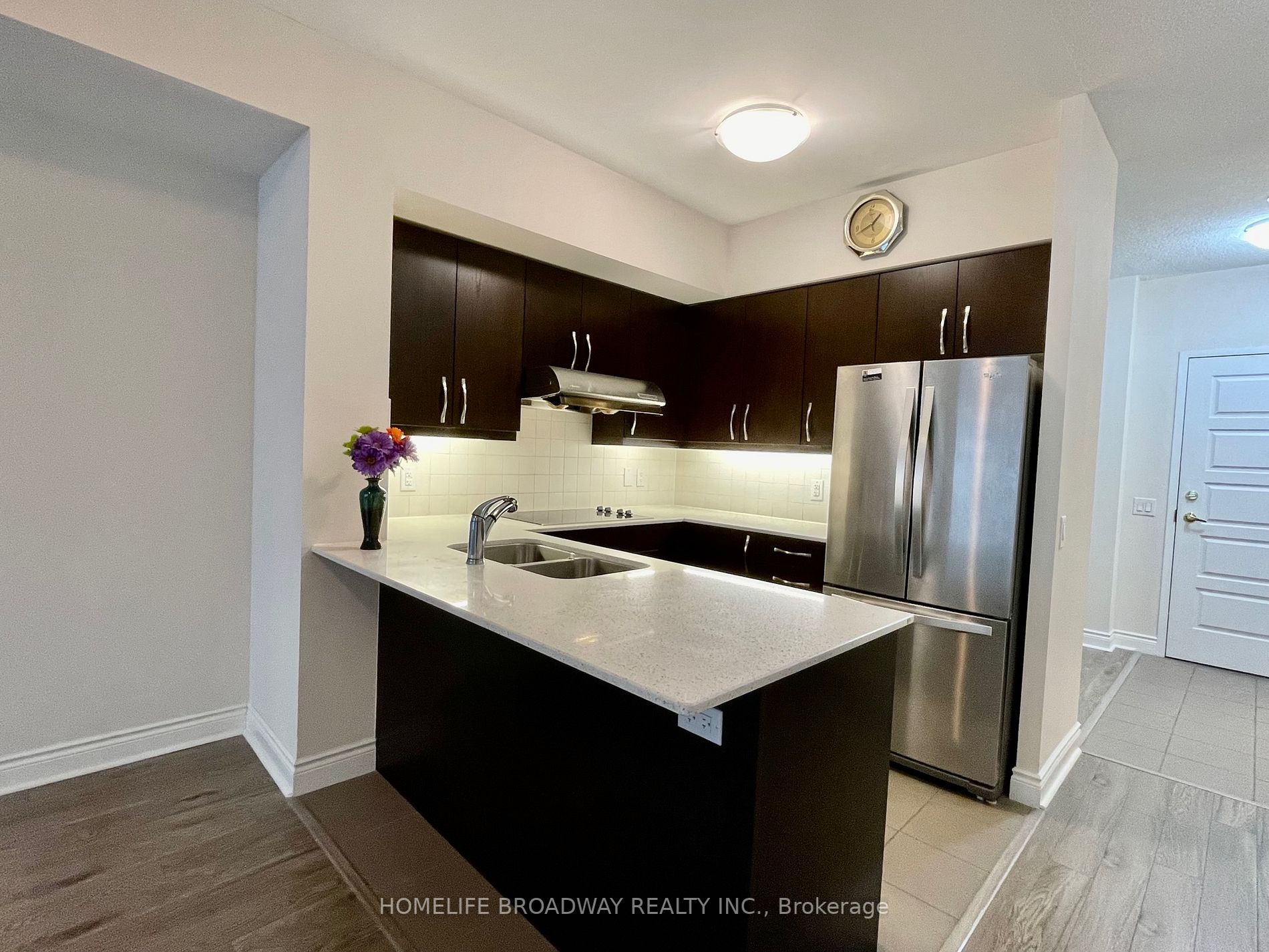1 Sun Yat-Sen Ave, #315