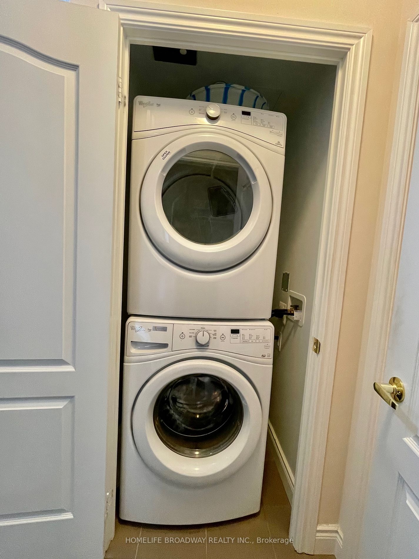 1 Sun Yat-Sen Ave, #315