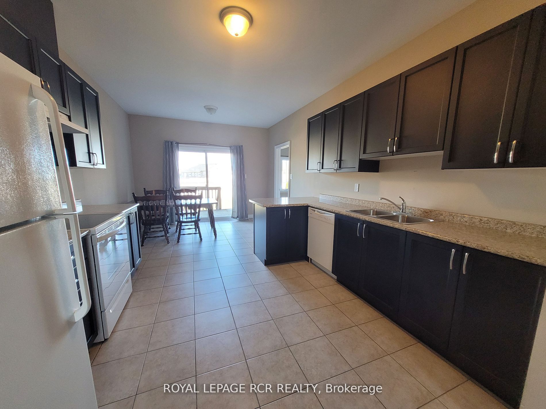 45 Kingsmere Cres