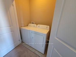 45 Kingsmere Cres