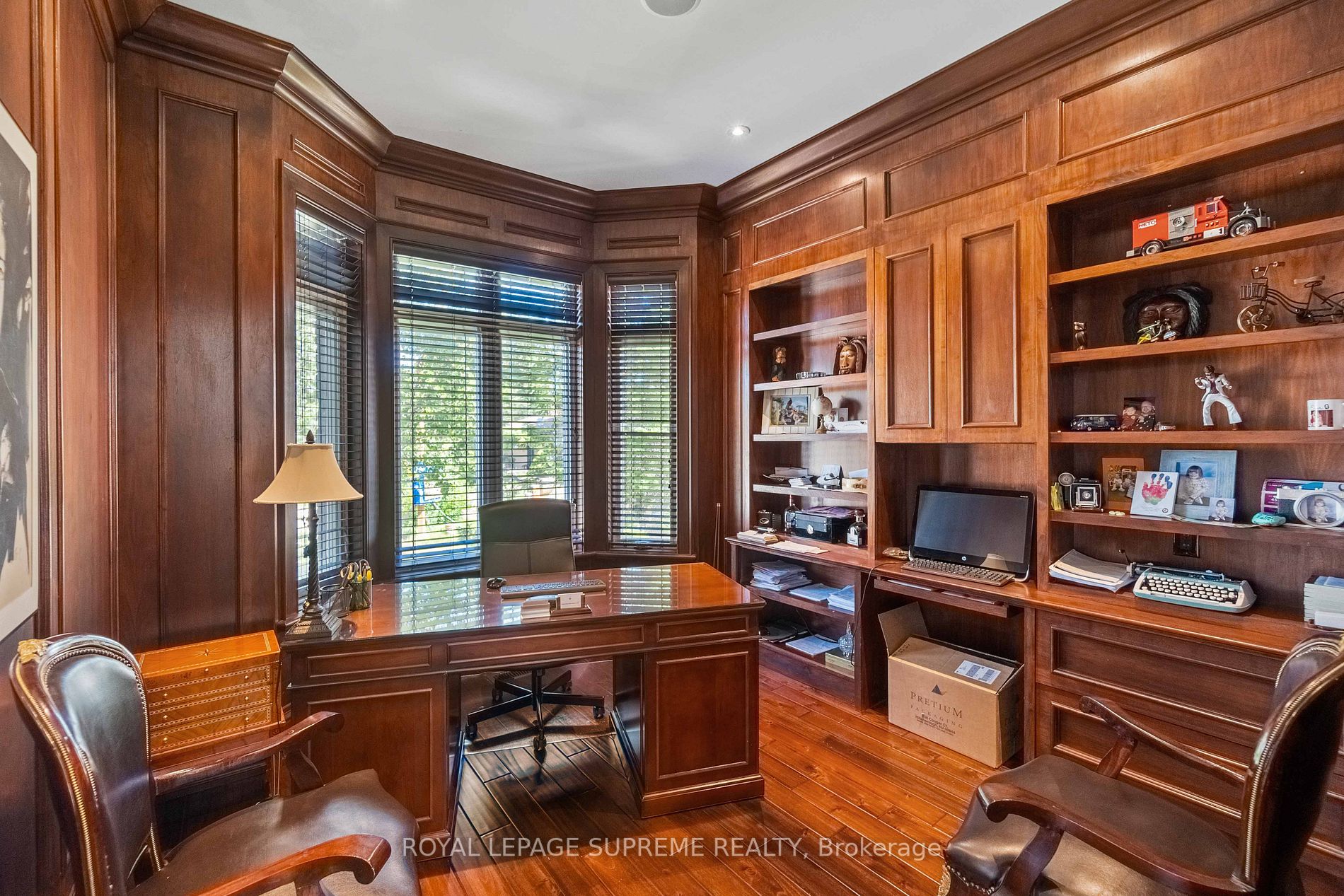 11 Hawman Ave