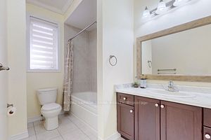 172 Pelee Ave