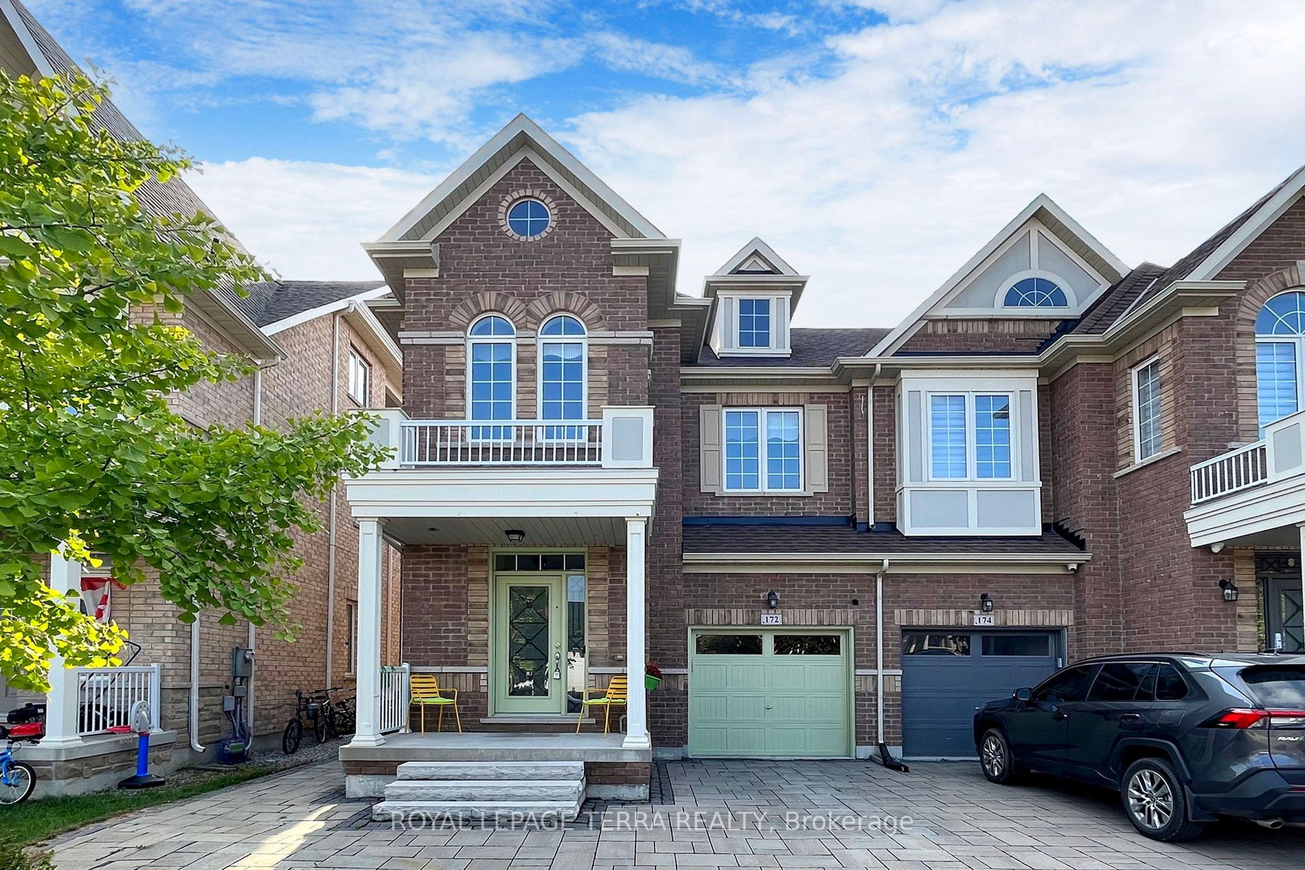 172 Pelee Ave