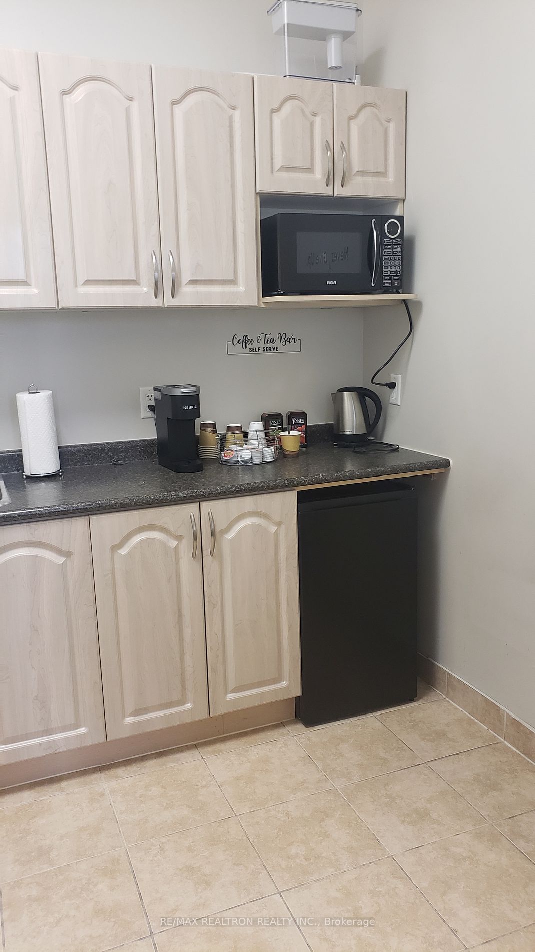 7 Eastvale Dr, #203