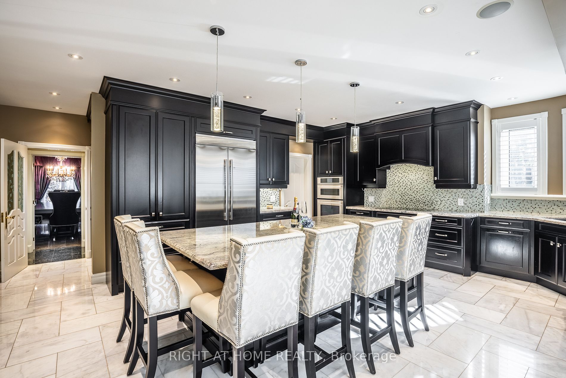 38 SUGARBUSH Court