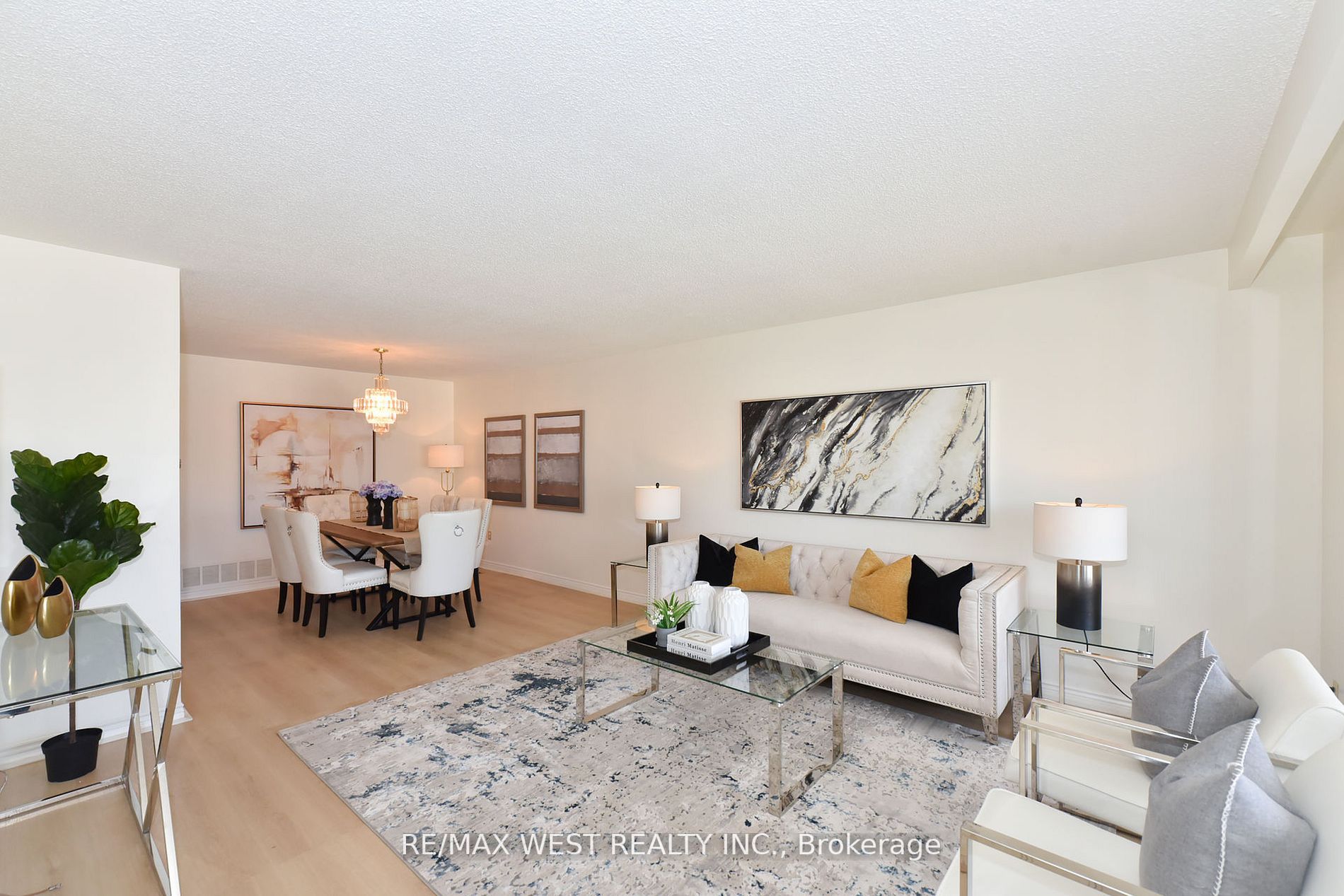 65 Ashburn Crescent