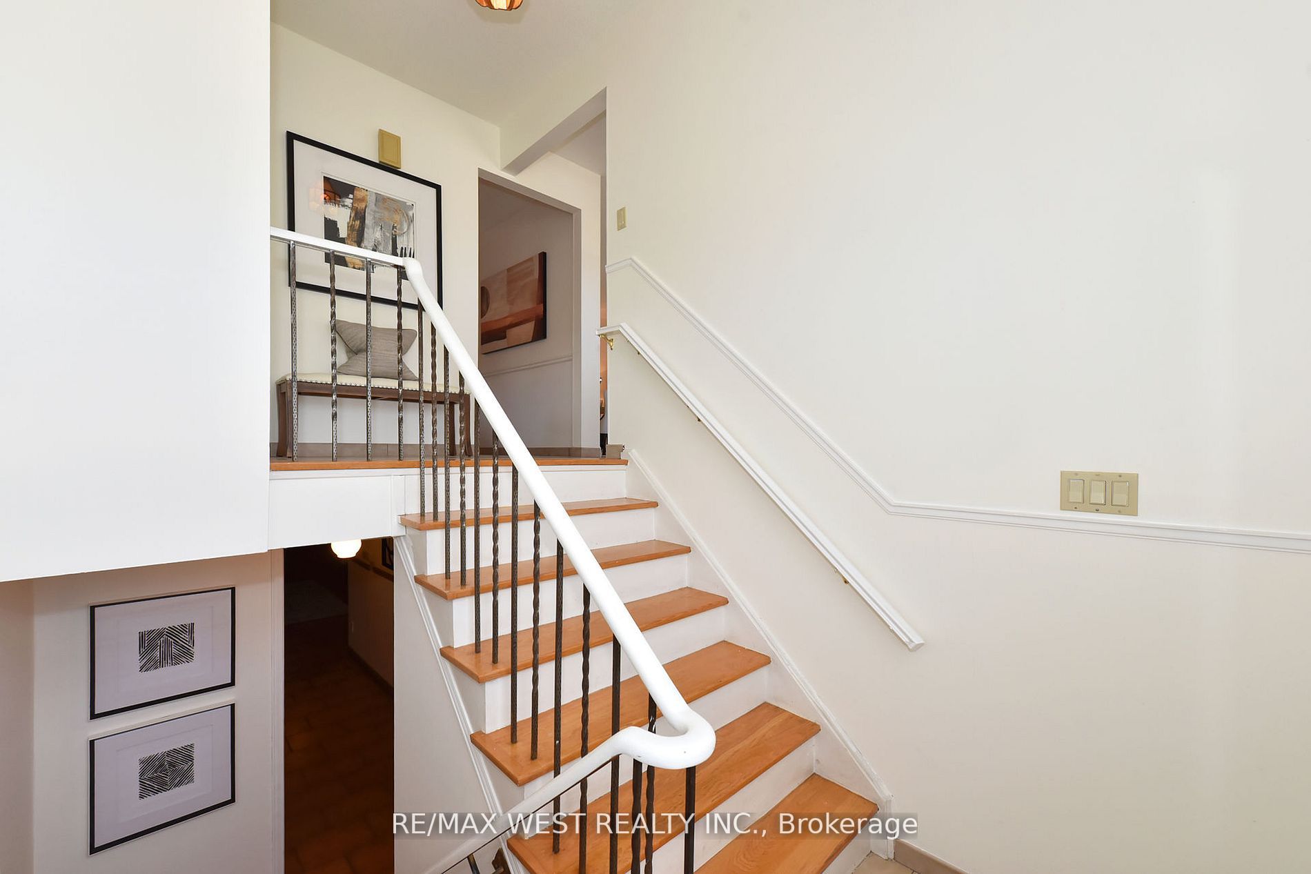 65 Ashburn Crescent