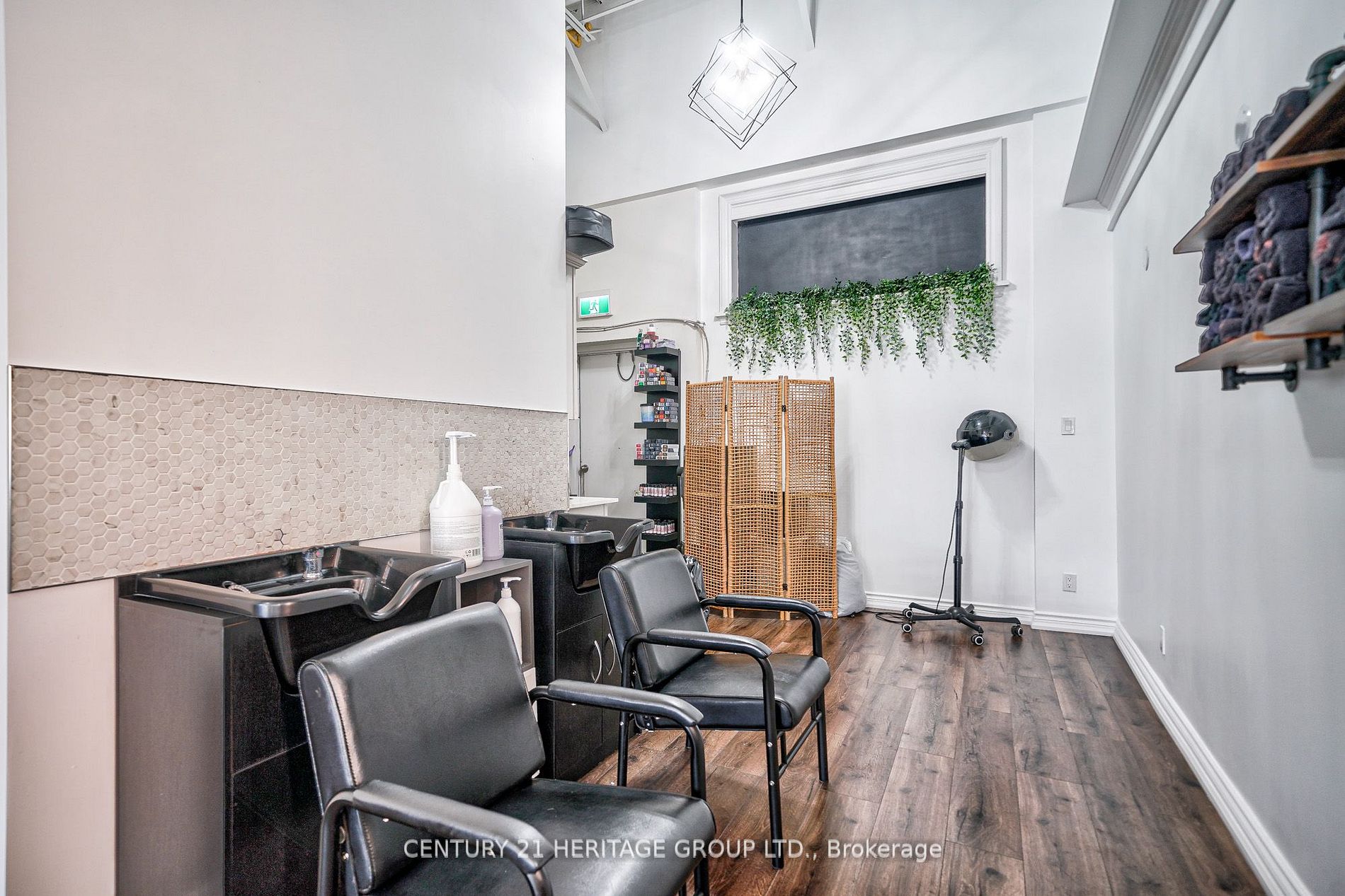 17817 Leslie St, #48