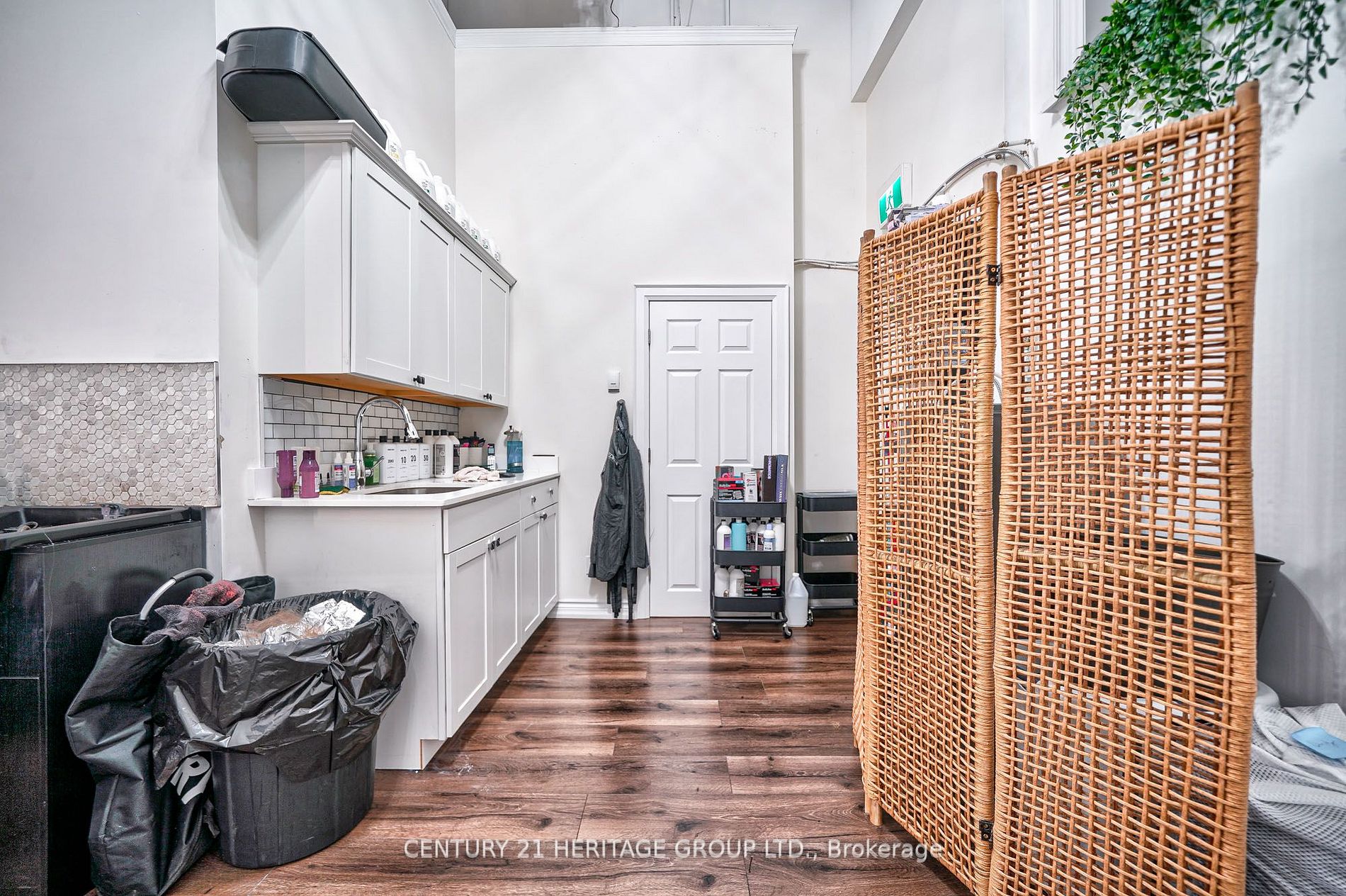 17817 Leslie St, #48