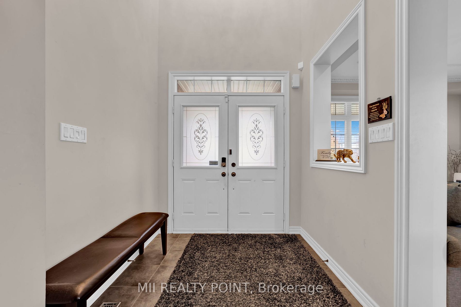 35 Kentwood Cres