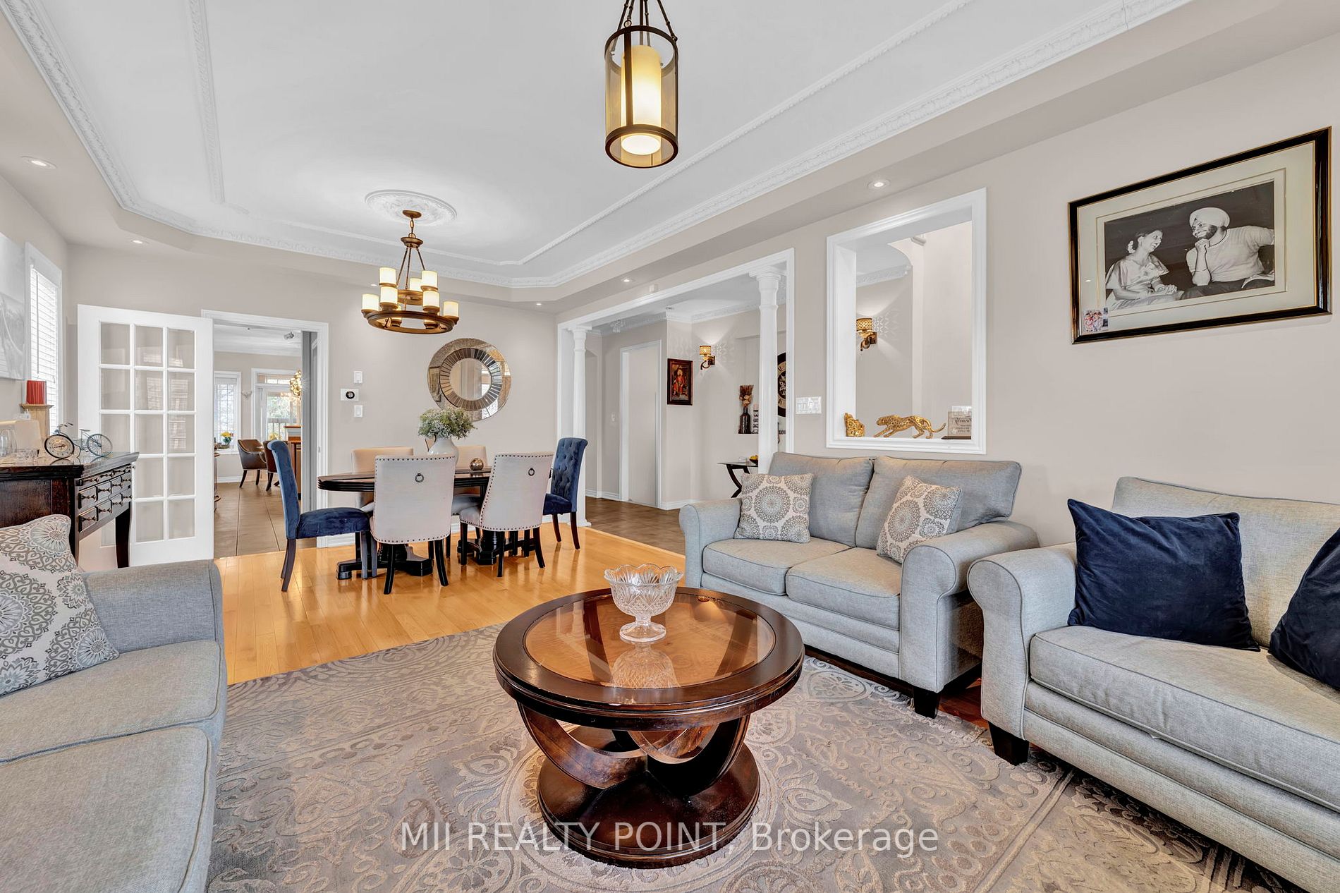 35 Kentwood Cres