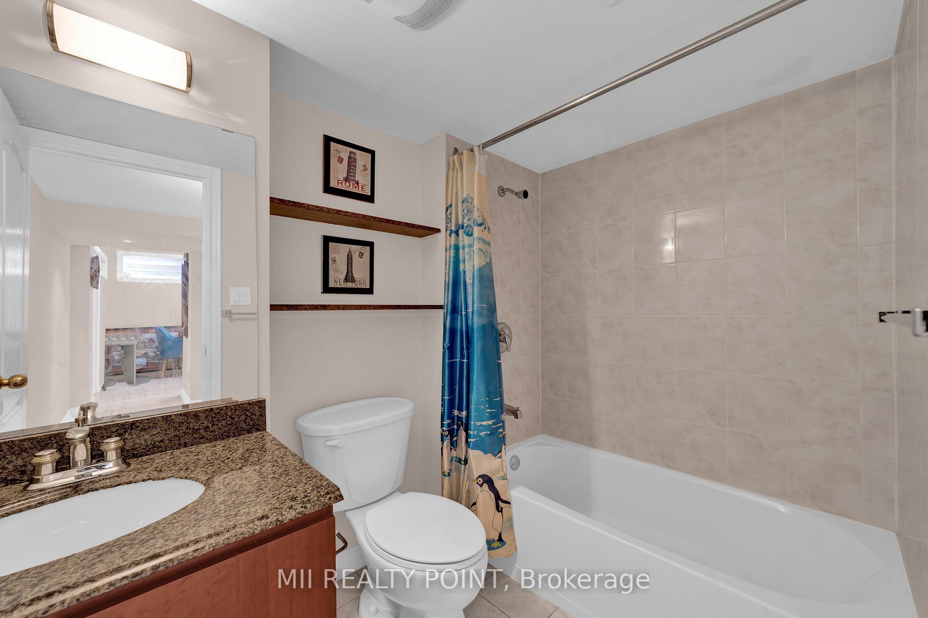 35 Kentwood Cres