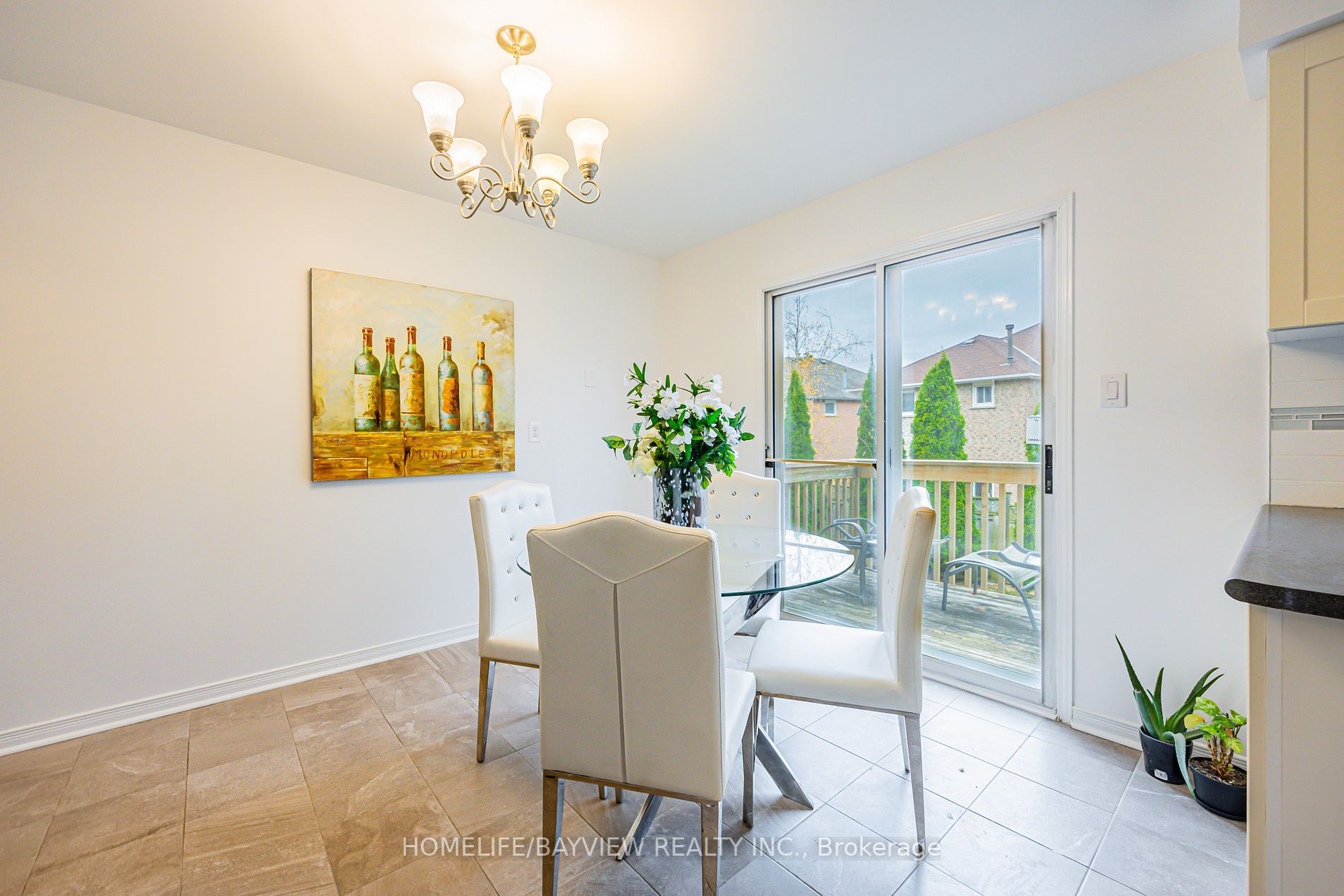 924 College Manor Dr