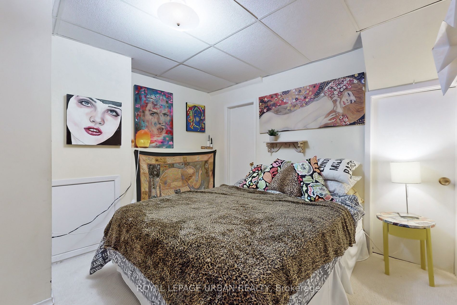 36 Foxglove Crt