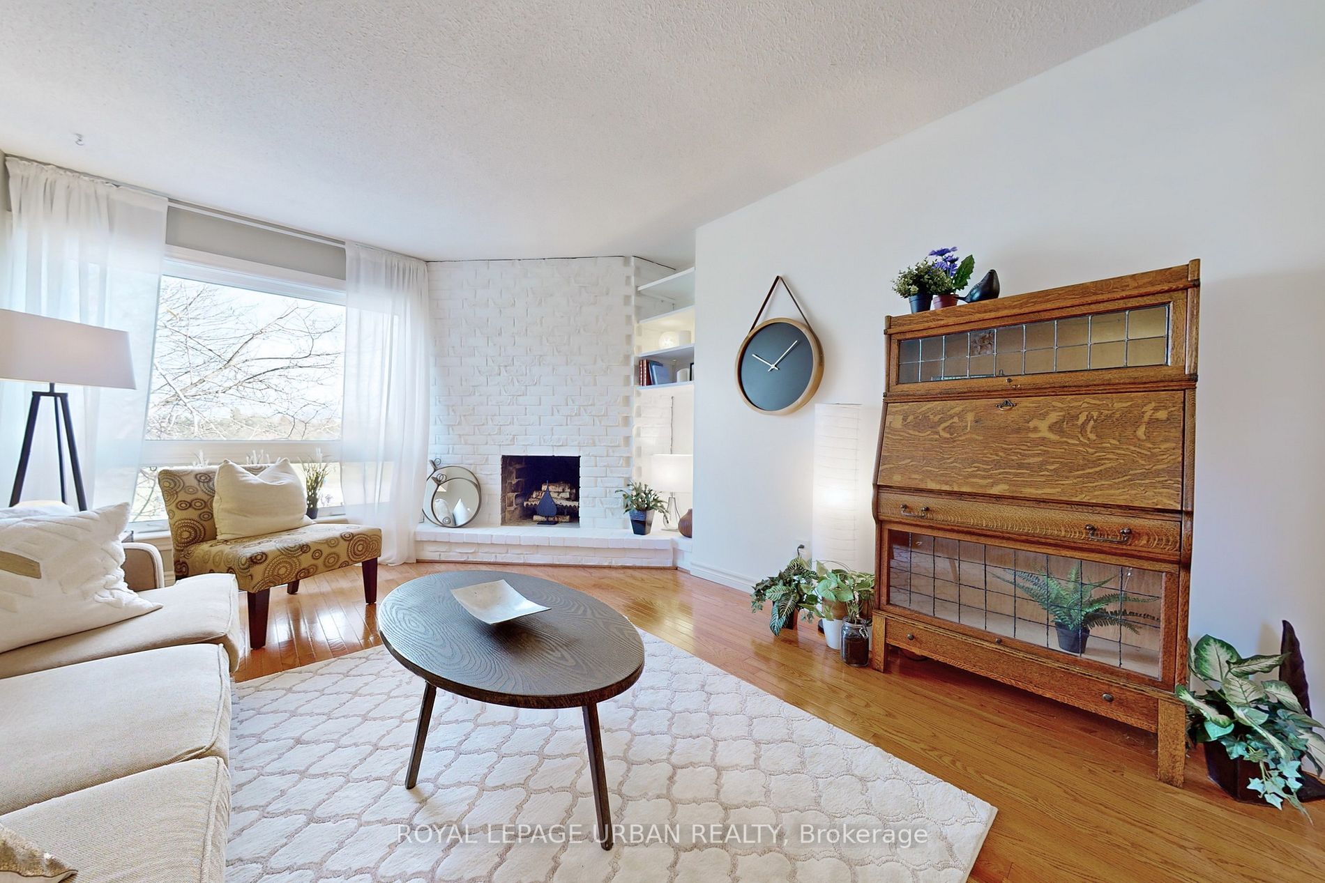 36 Foxglove Crt