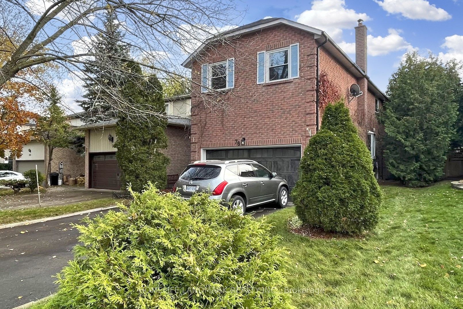 76 Bishop Cres
