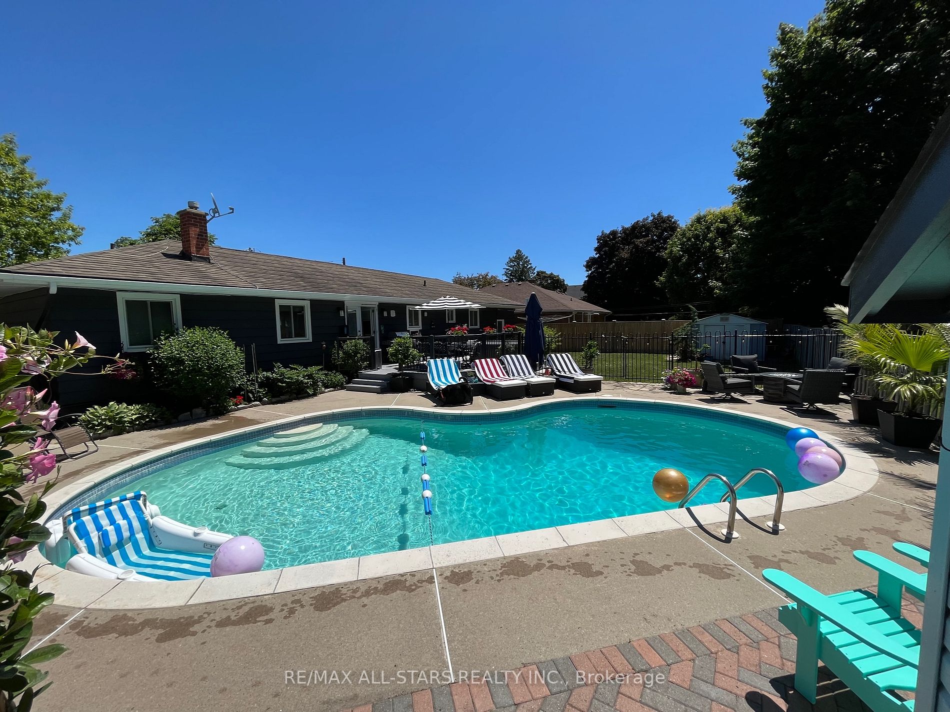 96 Park Dr