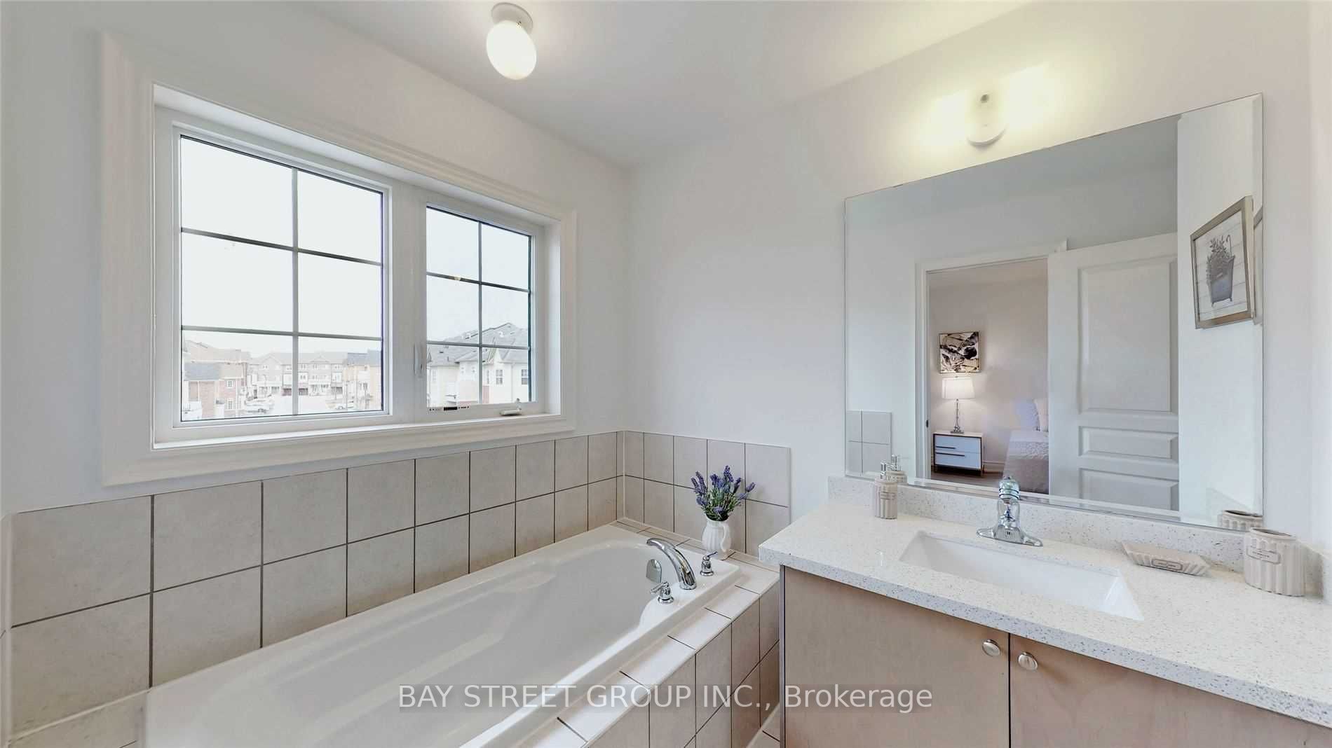 134 Roy Grove Way