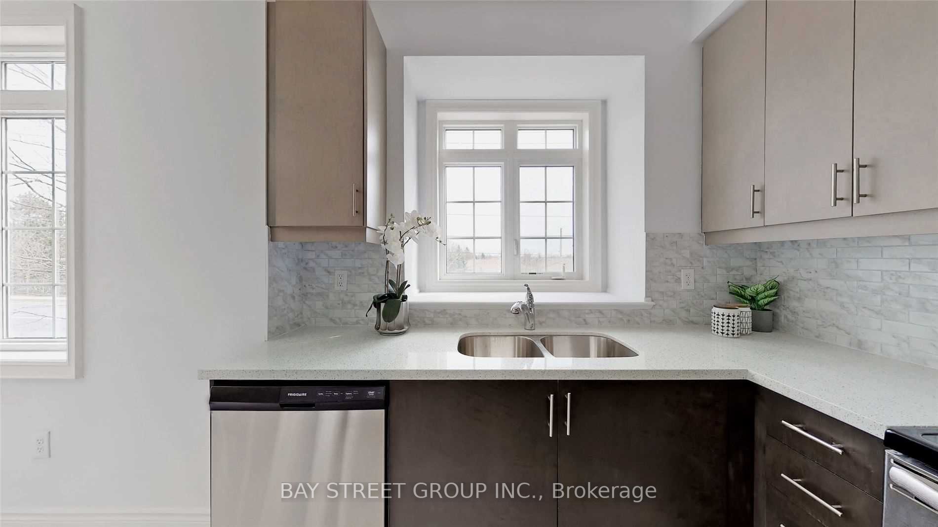 134 Roy Grove Way