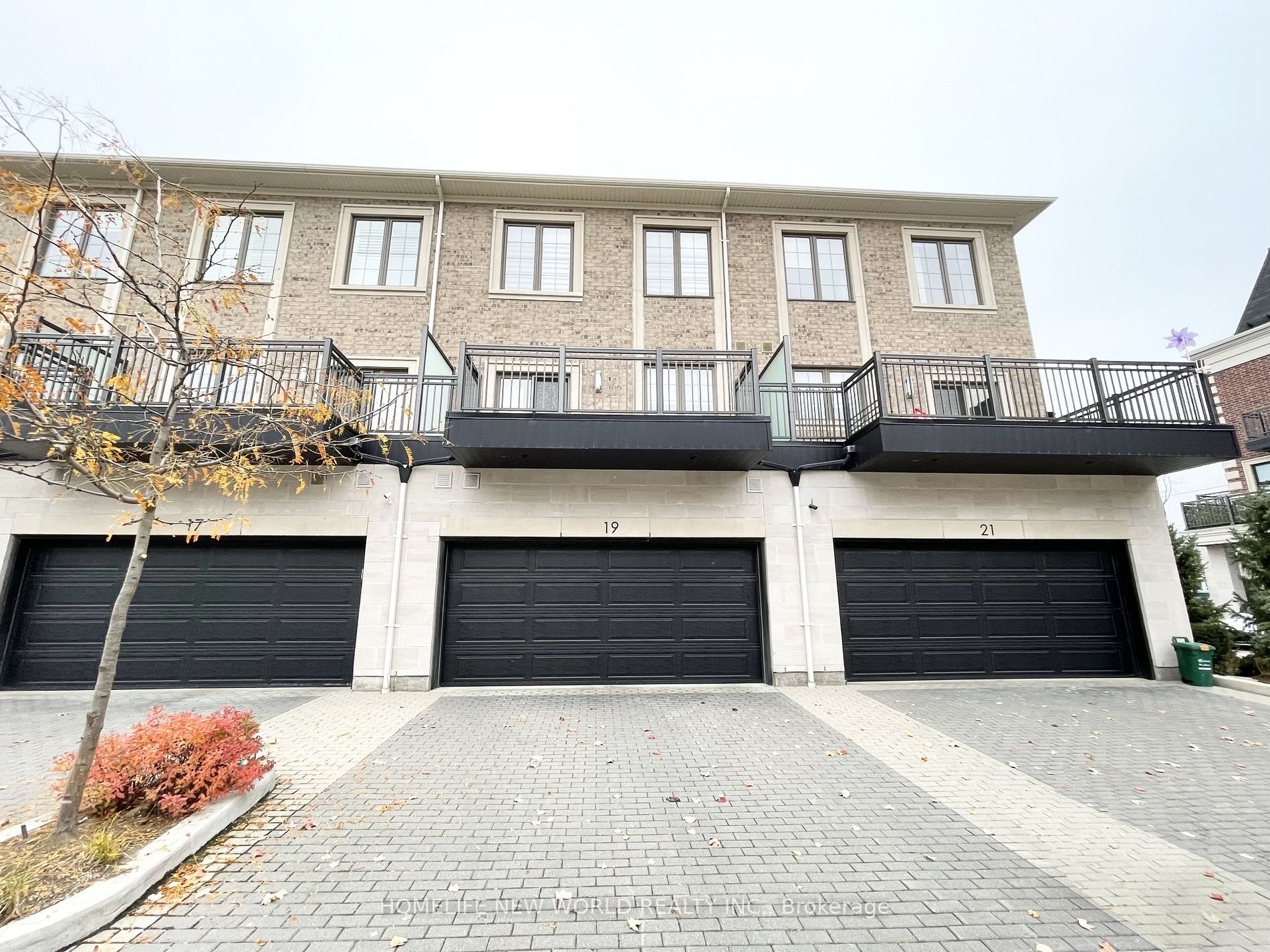 19 Sir Frederick Bantin Way, #2