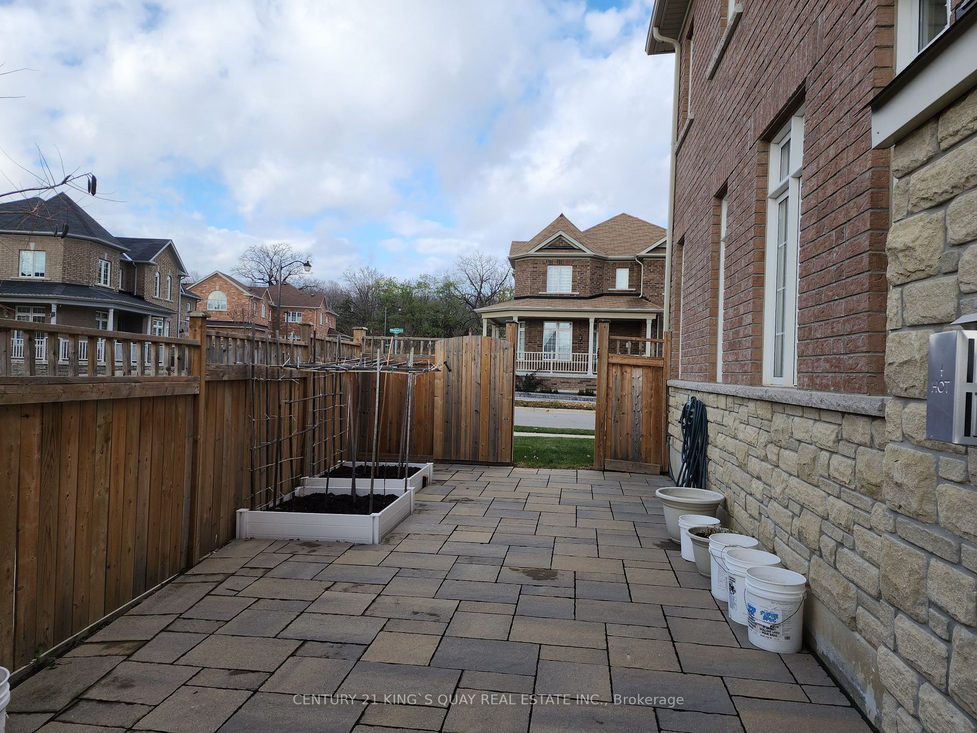 59 Windyton Ave