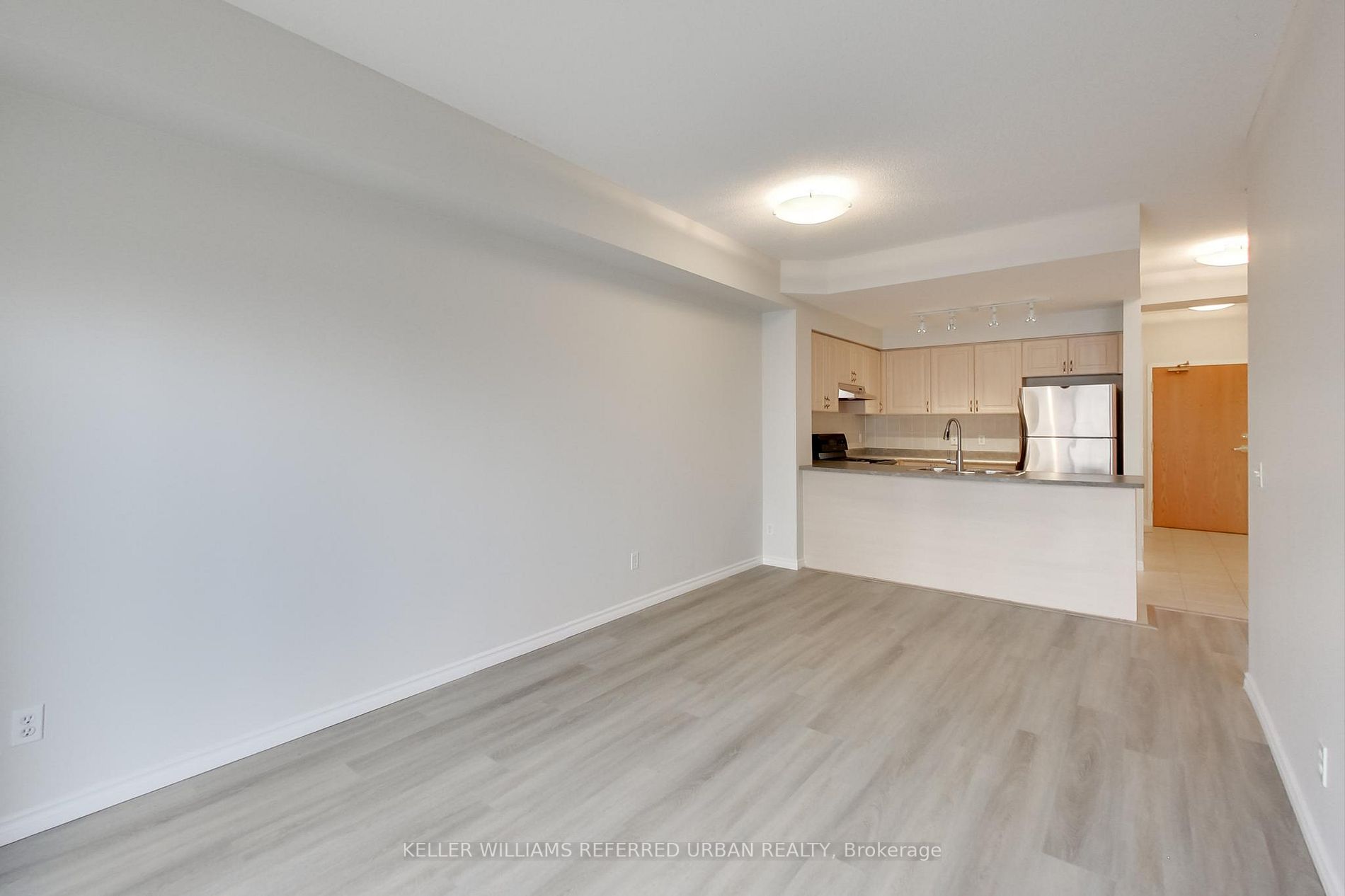 1 Maison Parc Crt, #203