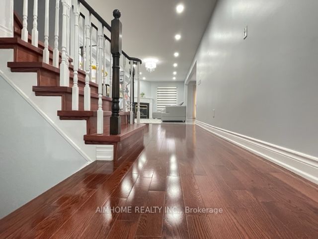 98 Edward Jeffreys Ave