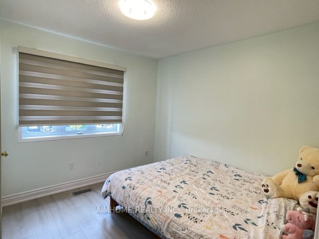 98 Edward Jeffreys Ave