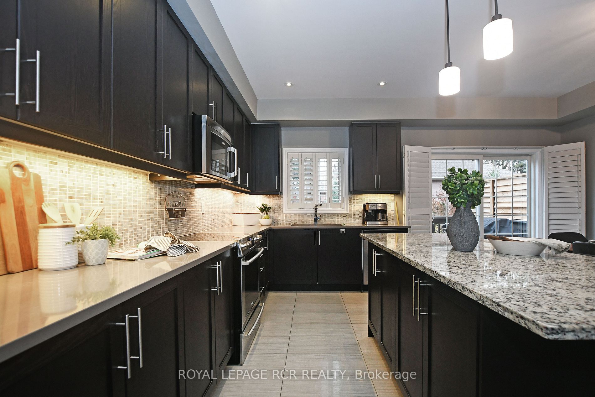 216 Appleton Crt