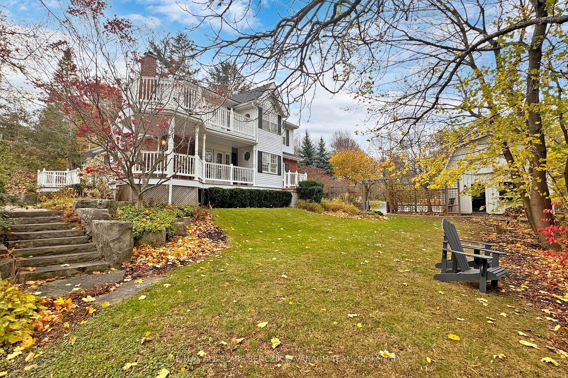 117 Robinson Street