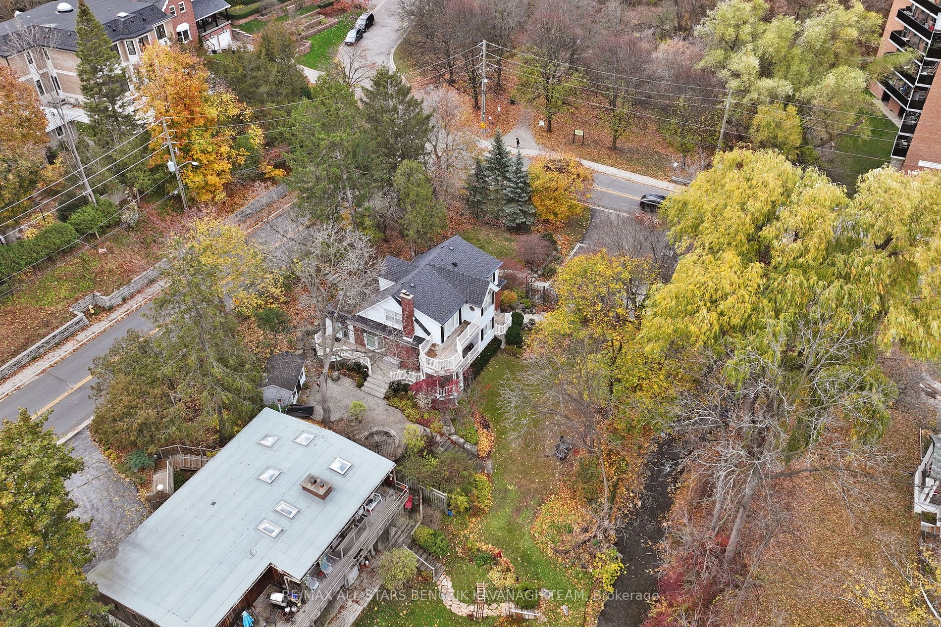 117 Robinson Street