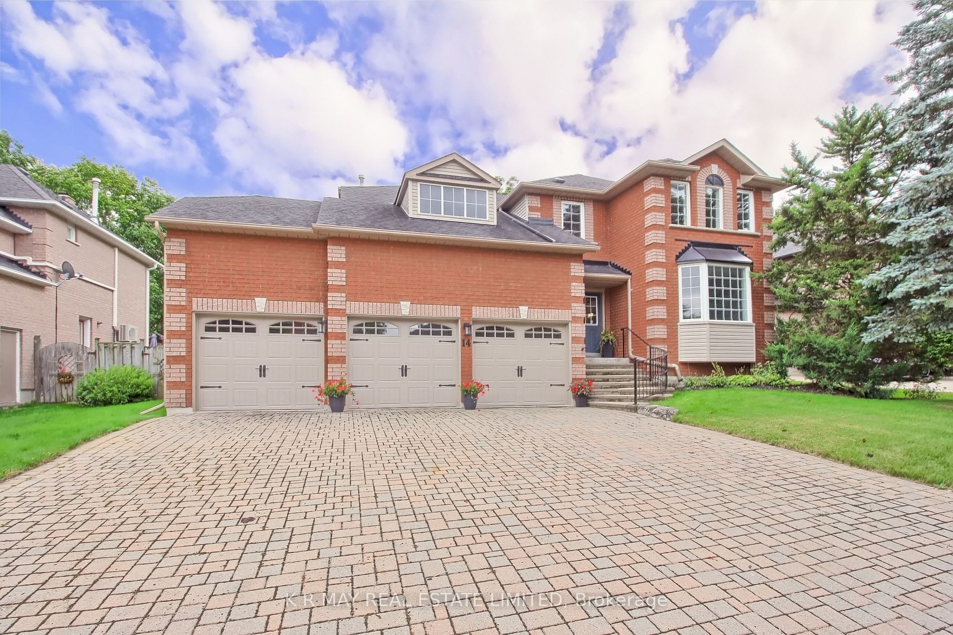 14 Glenn Gould Cres