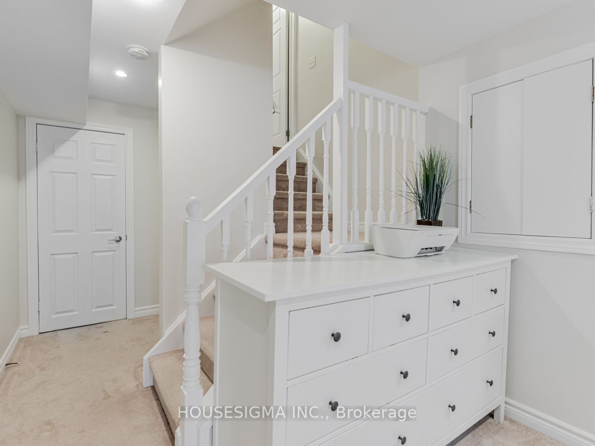 73 Richard Underhill Ave