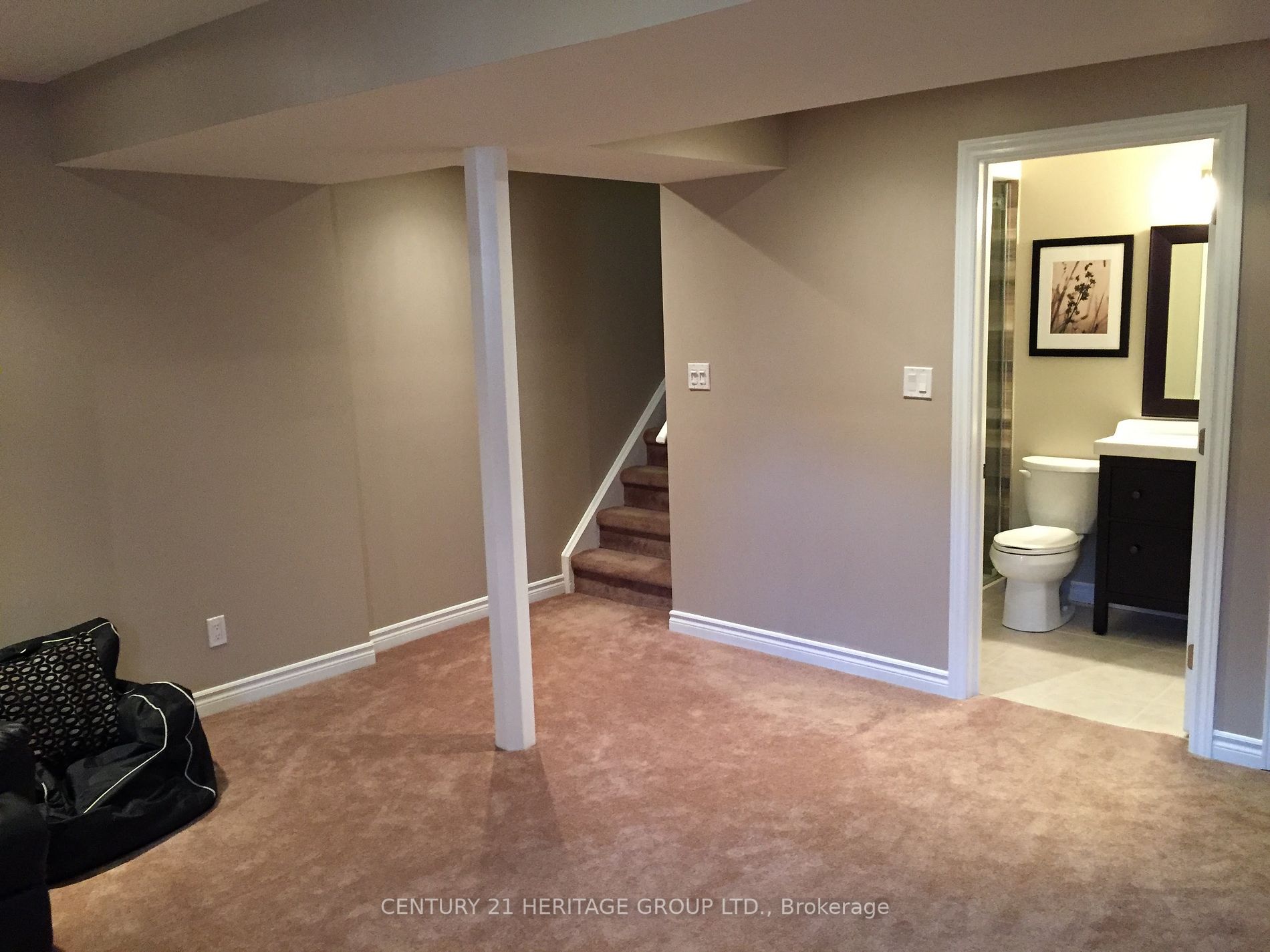 43 Harvest Hills Blvd