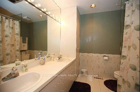 1279 Doane Rd
