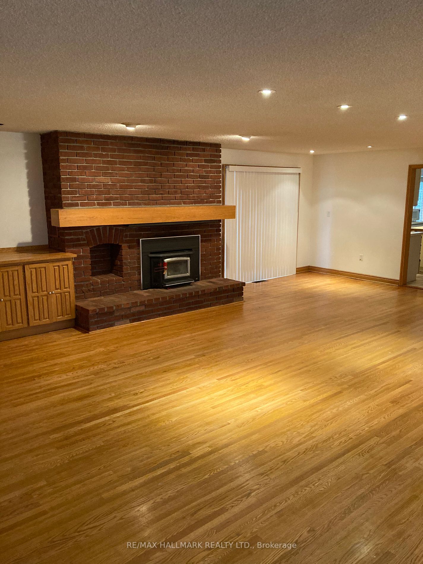 1279 Doane Rd