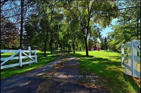 1279 Doane Rd