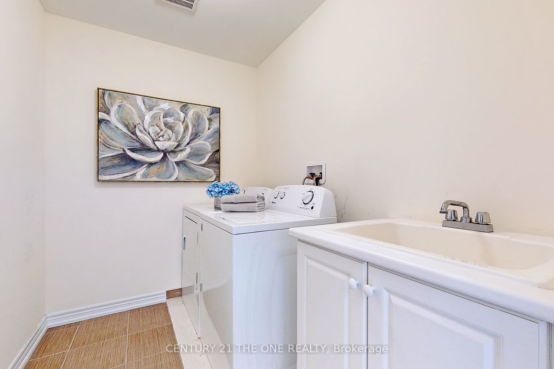 175 Badgerow Way