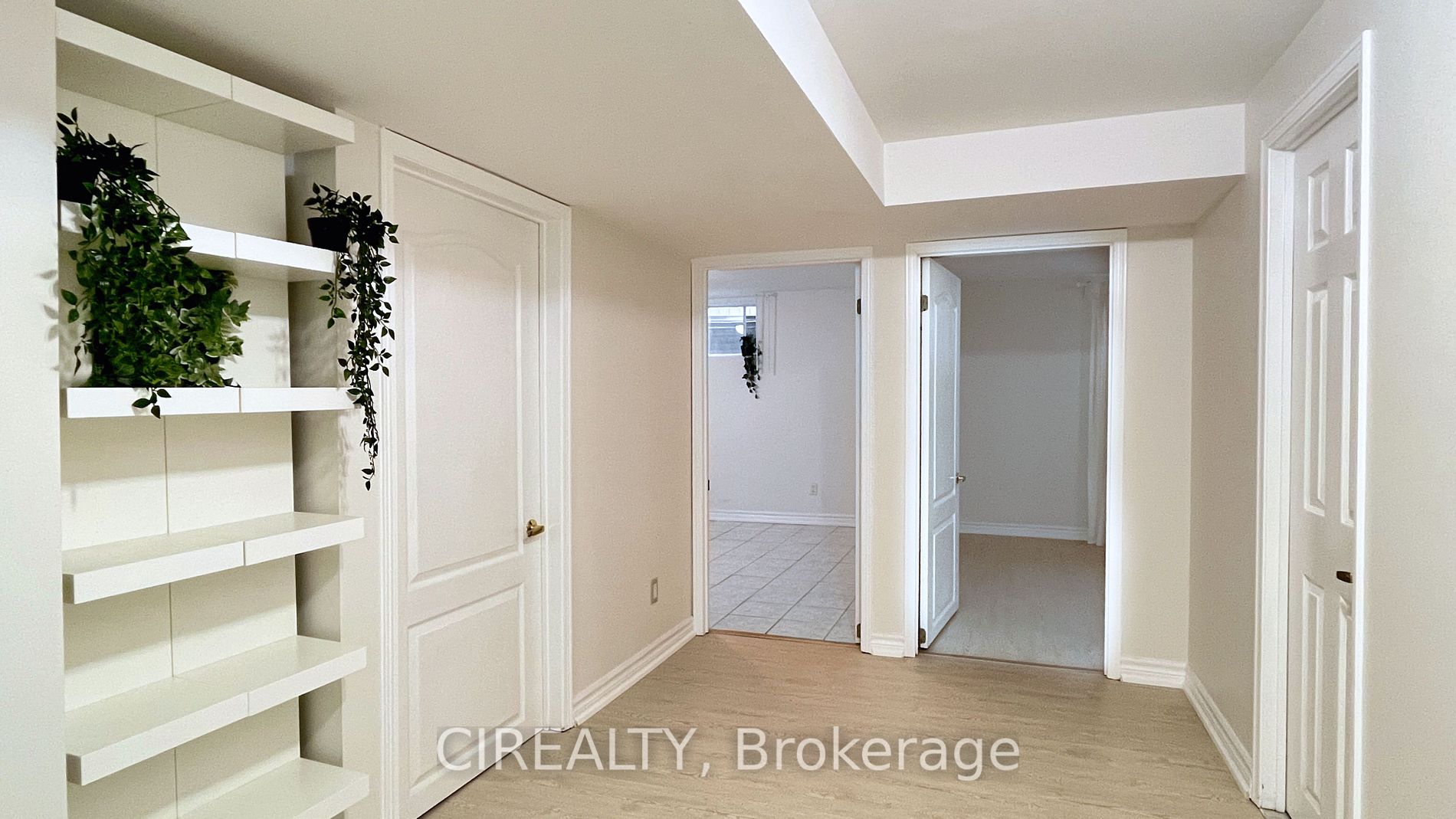 71 Findhorn Cres, #Lower